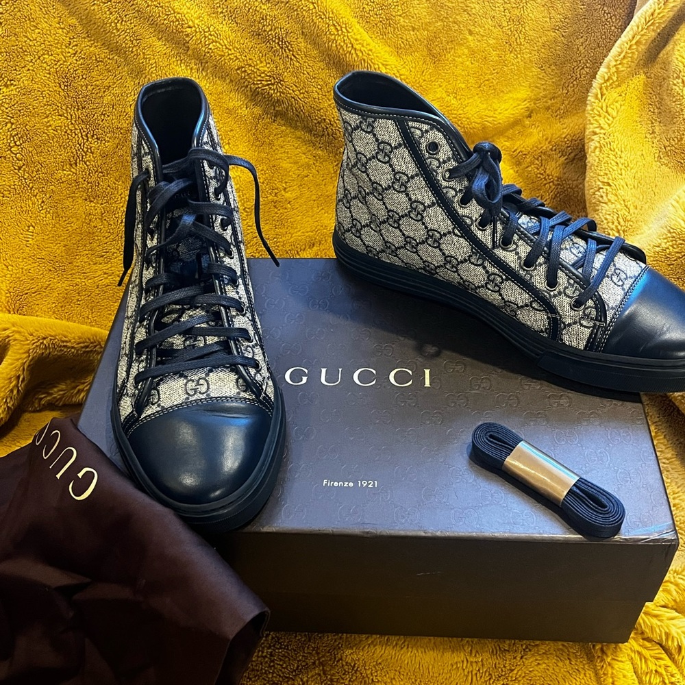 COPY - High top Gucci sneaker - Picture 3 of 3